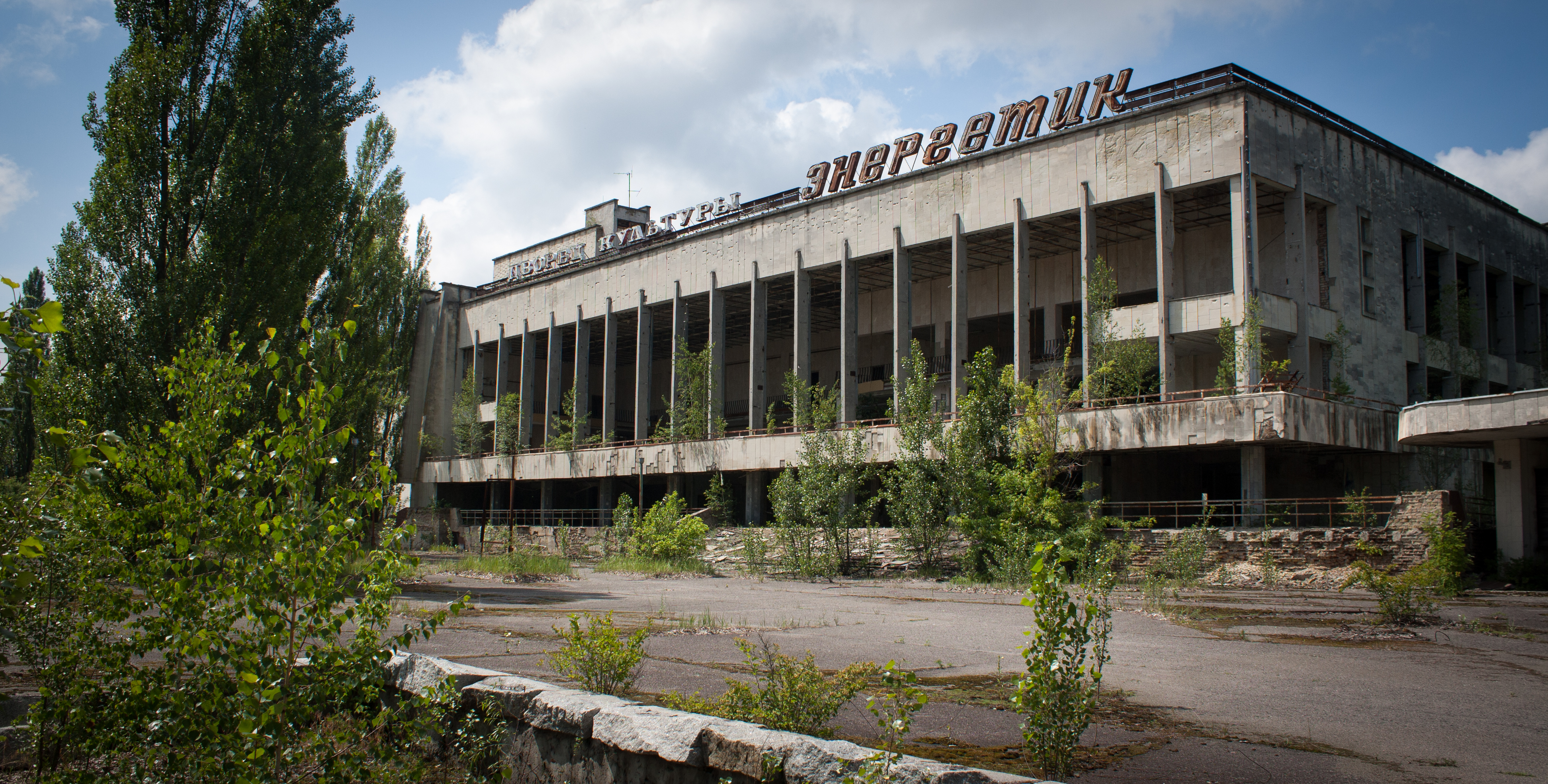 Touring Chernobyl and Pripyat (inside buildings)